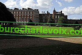 Hampton Court.  Tise i cvjetnjaci Fontanskog vrta